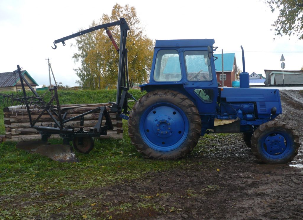 Права на трактор в Лесосибирске